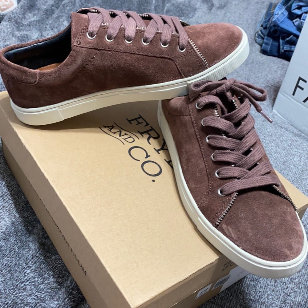 Brown Fry sneakers